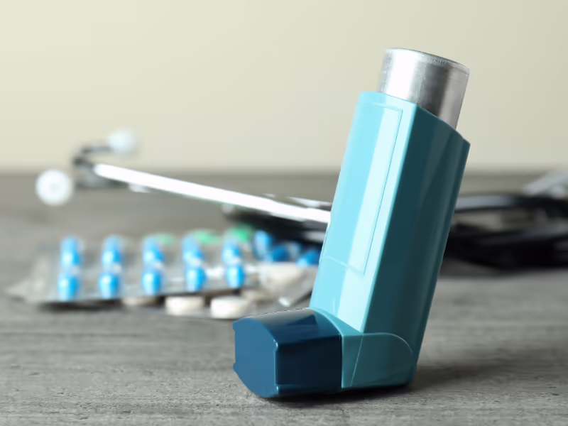 Maintenance And Reliever Theray Items Inhaler And Pills